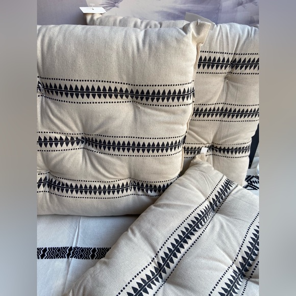 Cotton Chair Pads / Floor Cushion. Set of 3 - Picture 4 of 7